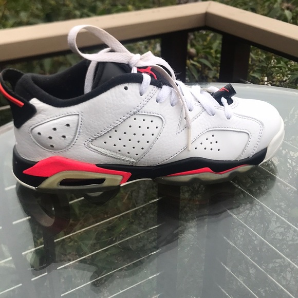 Jordan 6 low Infared - Picture 2 of 5